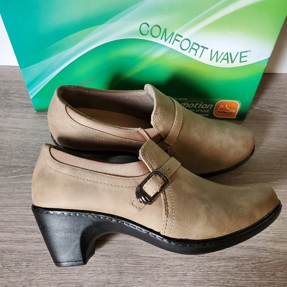 FREE SHIPPING 💕 Easy Street Comfort Booties Size 7WW - Picture 4 of 10